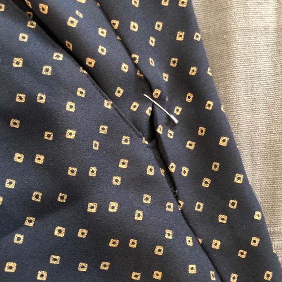 Quirky pleated pants - Picture 5 of 6